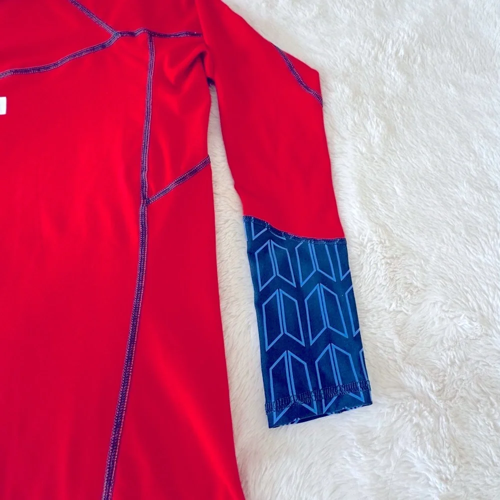 NWT Gill Marine Pro Rash Vest, Long Sleeve Red and Blue Rashguard Swim Top